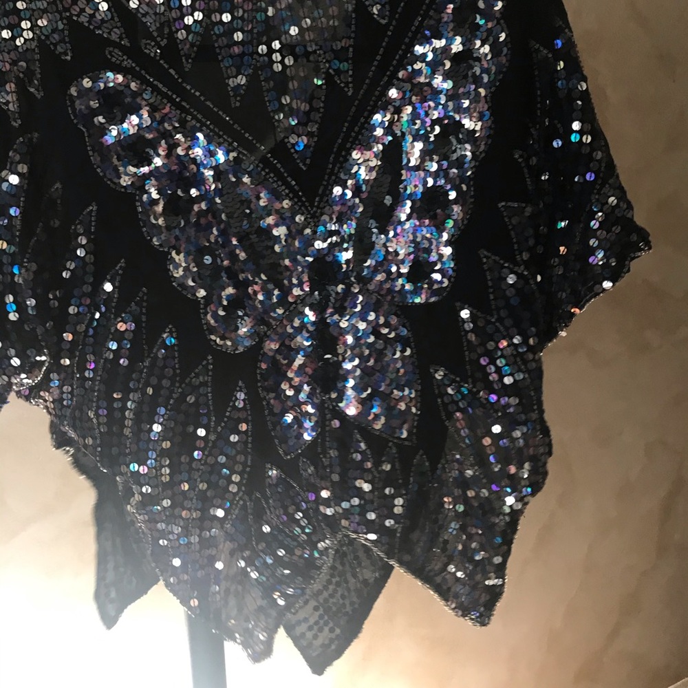 70’s butterfly sequin top 🦋